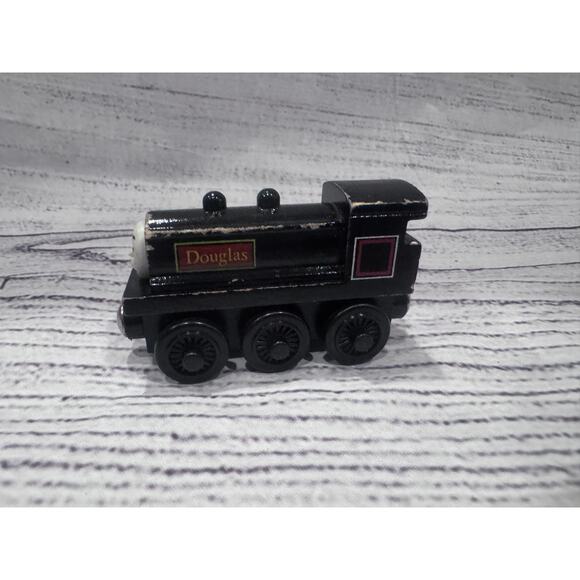 Vintage Thomas & Friends Wooden Railway Douglas - Picture 1 of 4